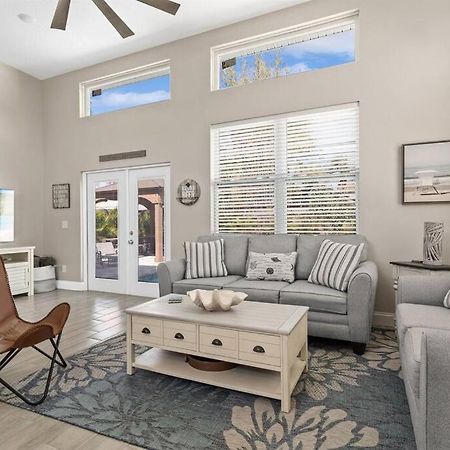 7 Bedroom 5 Bath Home With Cottage On Clearwater Beach! Exterior foto