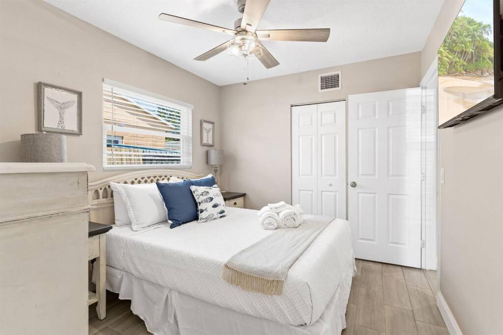 7 Bedroom 5 Bath Home With Cottage On Clearwater Beach! Exterior foto